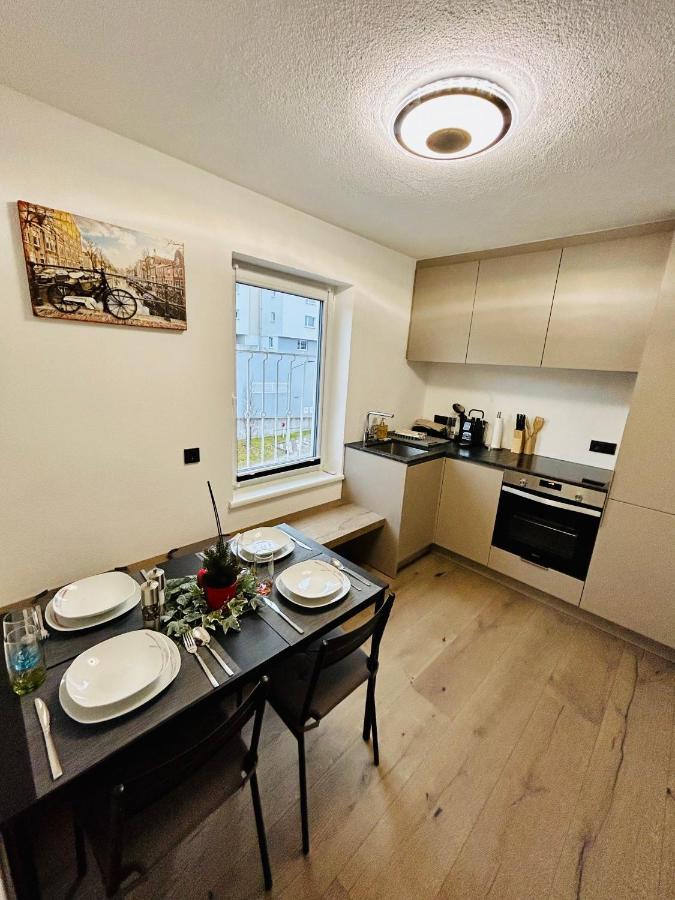 Idyllische Suite In Zentrumsnaehe Mit Parkplatz Top 1 Gmunden Kültér fotó
